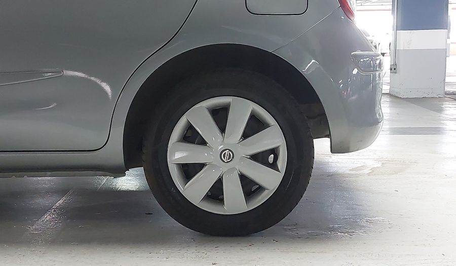 Nissan March 1.0 16V FLEX S Hatchback 2014