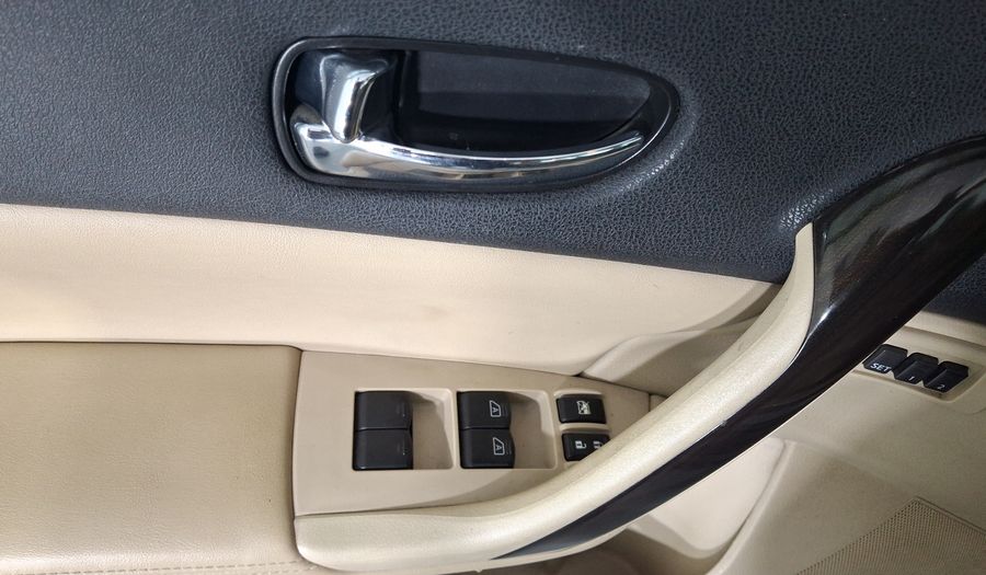 Nissan Maxima 3.5 EXCLUSIVE CVT Sedan 2014