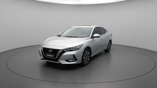 Nissan • Sentra