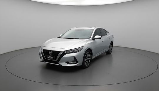 Nissan • Sentra