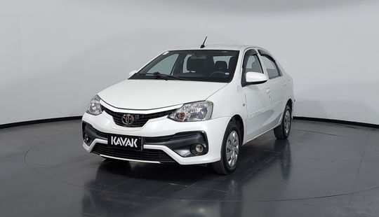 Toyota • Etios