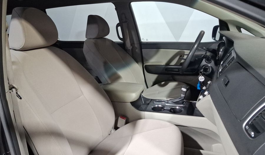 Kia Sedona 3.3 LX AUTO Minivan 2019