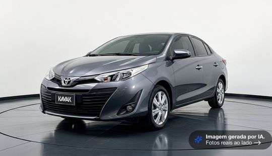 Toyota • Yaris