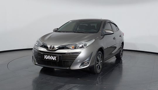 Toyota • Yaris