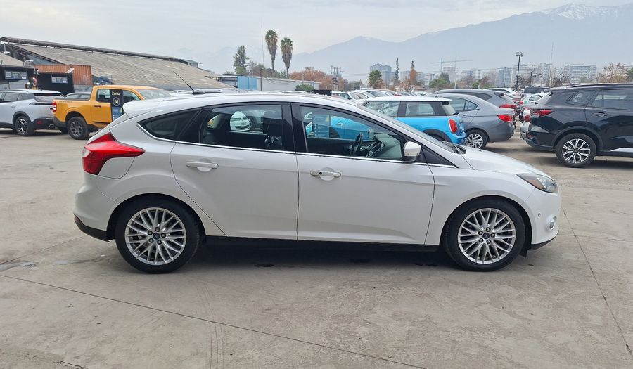 Ford Focus 2.0 TITANIUM POWER SHIFT Hatchback 2015