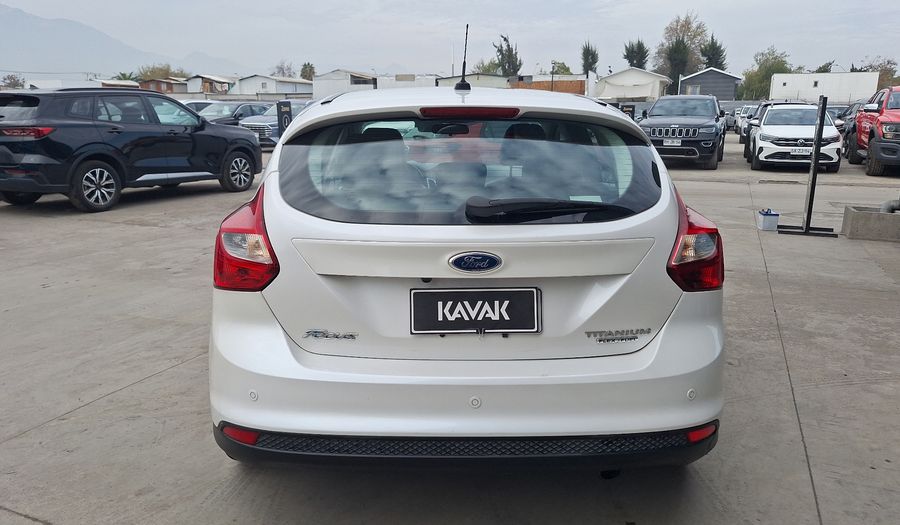Ford Focus 2.0 TITANIUM POWER SHIFT Hatchback 2015