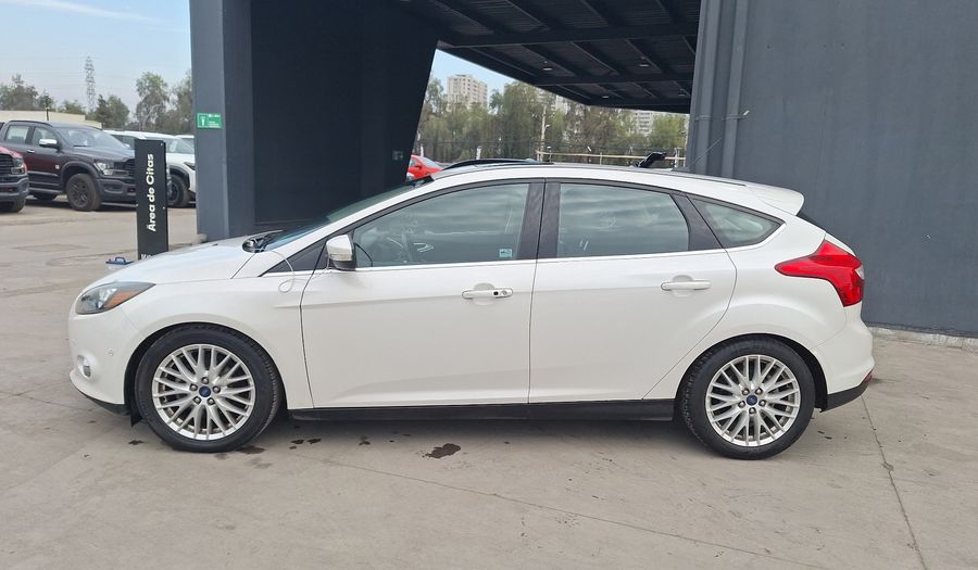 Ford Focus 2.0 TITANIUM POWER SHIFT Hatchback 2015