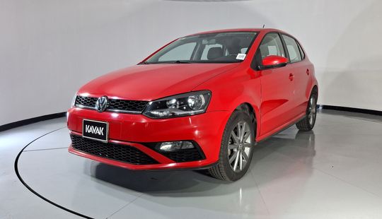 Volkswagen • Polo