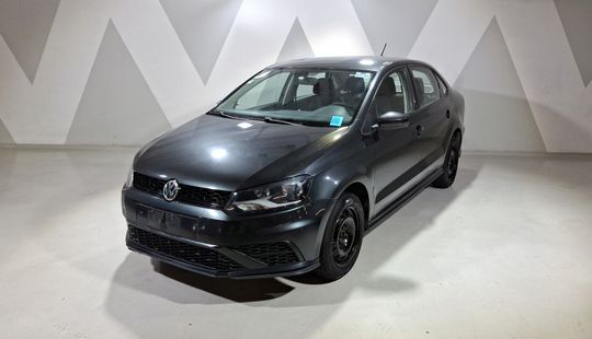 Volkswagen • Vento