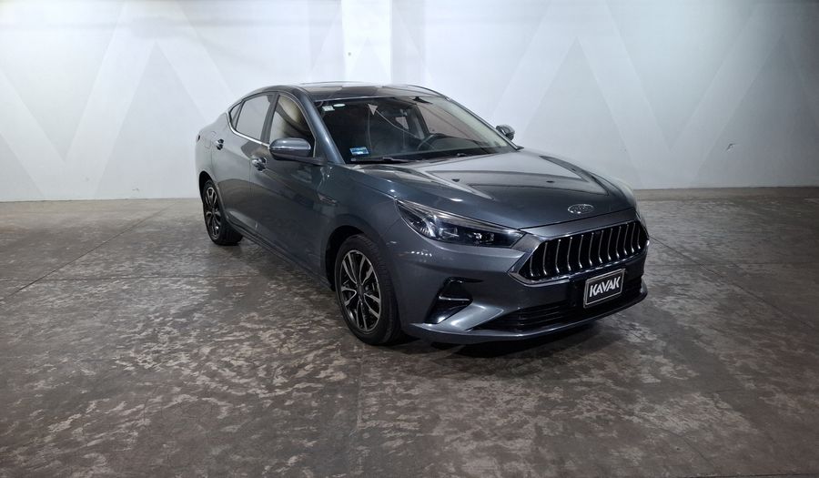Jac J7 1.5 ADVANCED MT Hatchback 2021