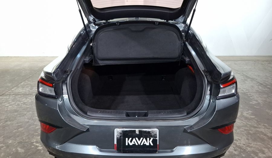 Jac J7 1.5 ADVANCED MT Hatchback 2021