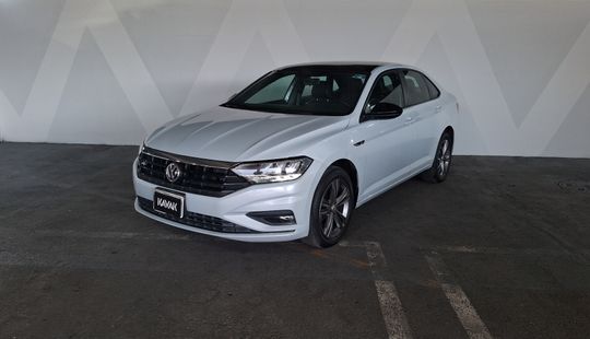Volkswagen • Jetta
