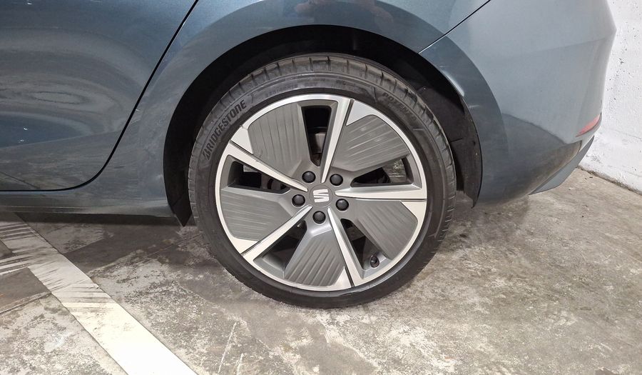 Seat Leon 2.0 FR AUTO Hatchback 2023