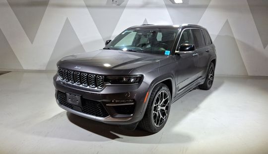 Jeep • Grand Cherokee