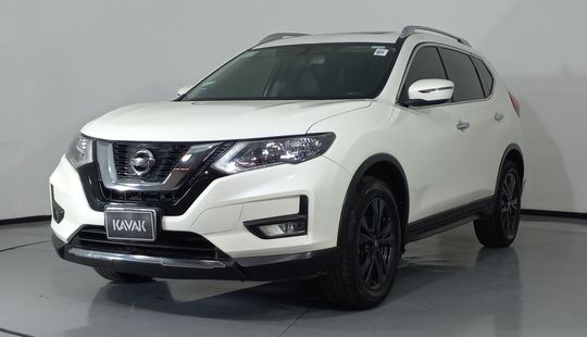 Nissan • X-Trail