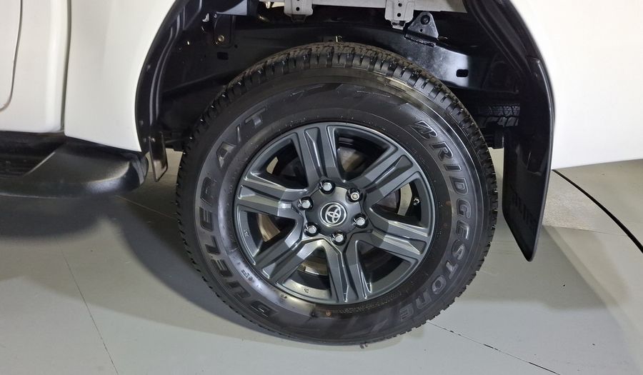 Toyota Hilux 2.7 BASE DOBLE CABINA Pickup 2023