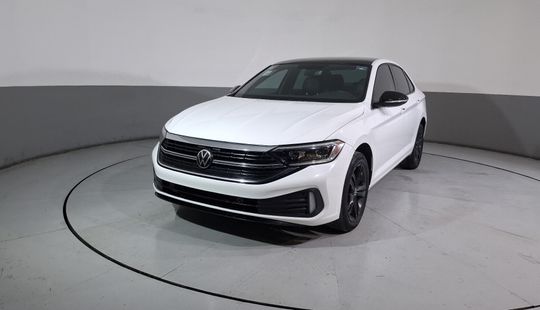 Volkswagen • Jetta