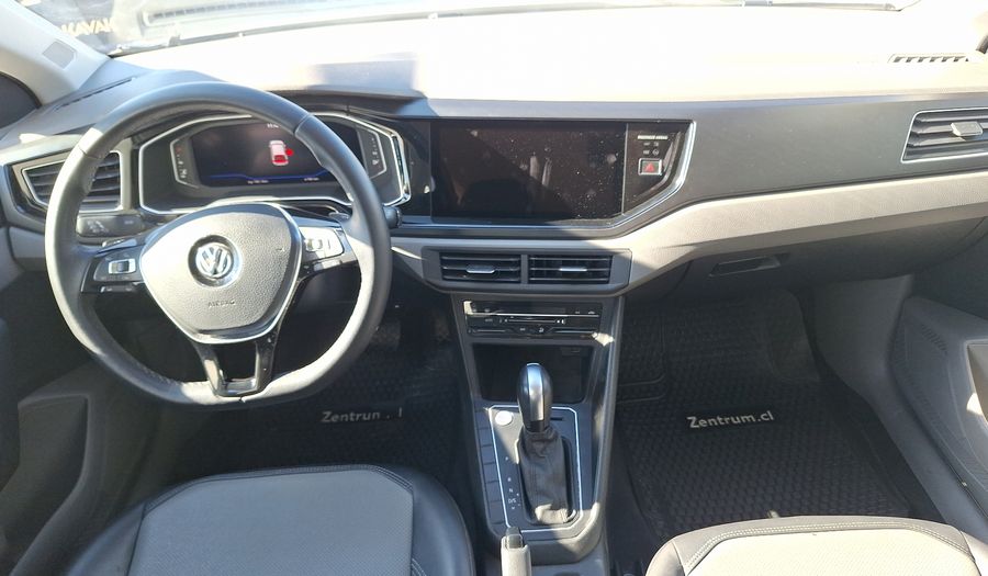 Volkswagen Polo 1.6 AUTO 110 CV HIGHLINE Hatchback 2023