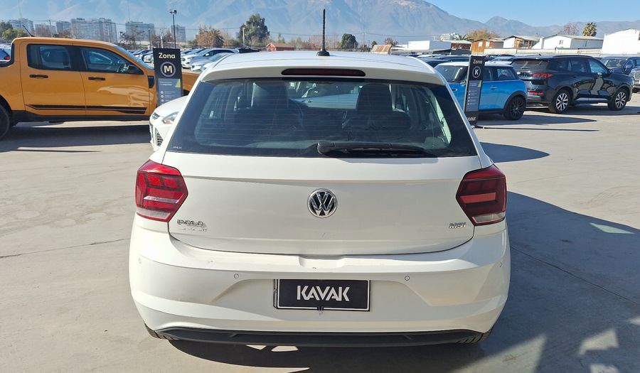Volkswagen Polo 1.6 AUTO 110 CV HIGHLINE Hatchback 2023