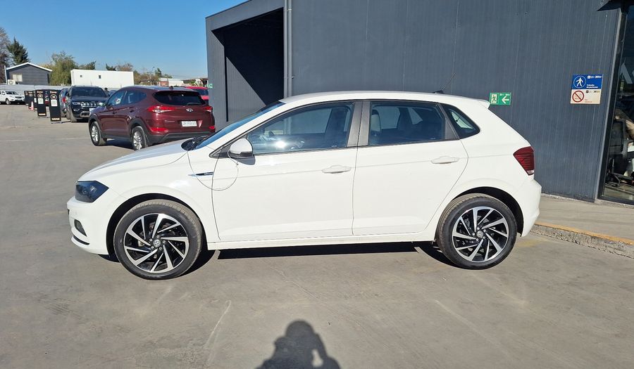 Volkswagen Polo 1.6 AUTO 110 CV HIGHLINE Hatchback 2023