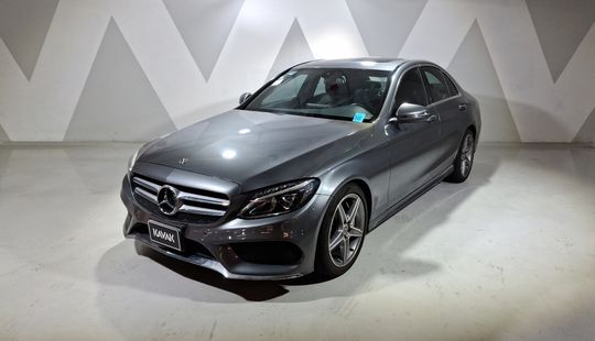 Mercedes Benz • Clase C