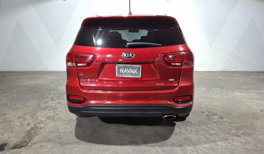 Kia Sorento 2.4 LX AUTO Suv 2020