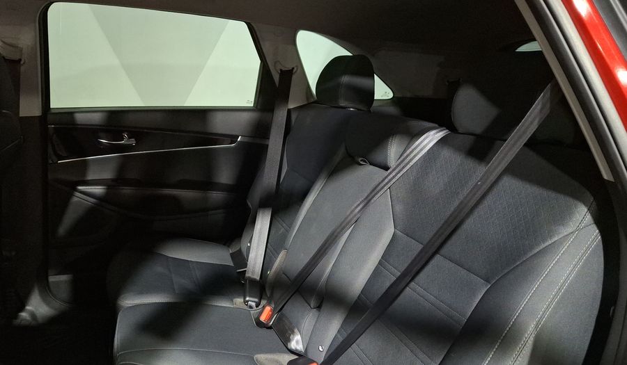 Kia Sorento 2.4 LX AUTO Suv 2020