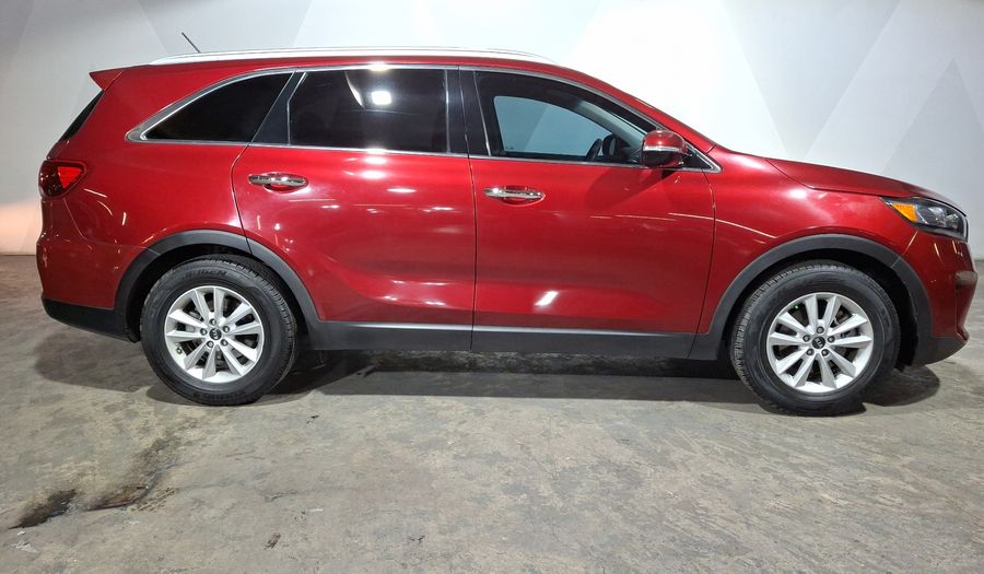 Kia Sorento 2.4 LX AUTO Suv 2020