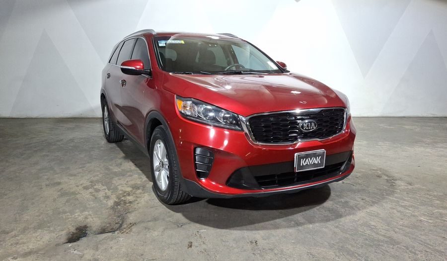 Kia Sorento 2.4 LX AUTO Suv 2020
