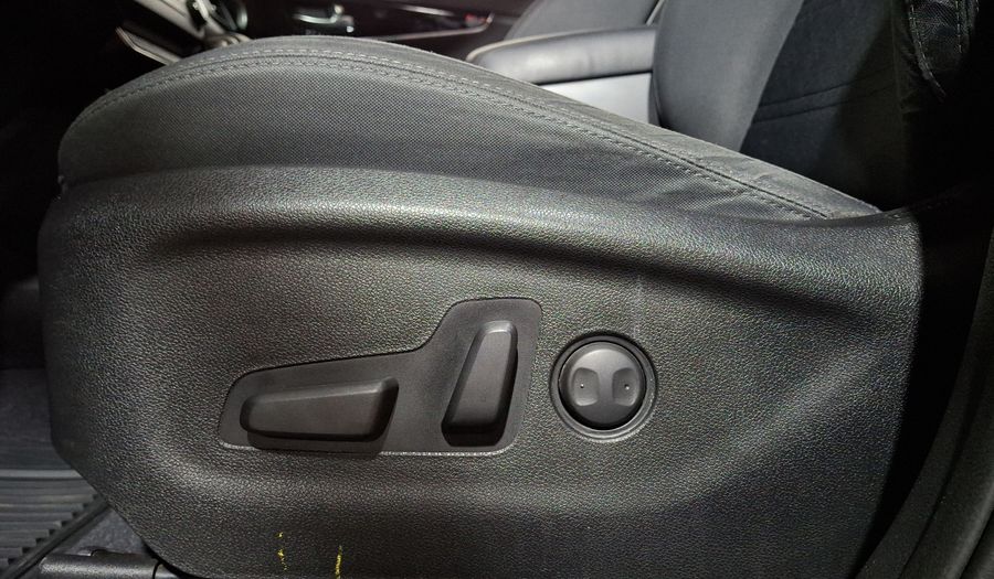 Kia Sorento 2.4 LX AUTO Suv 2020
