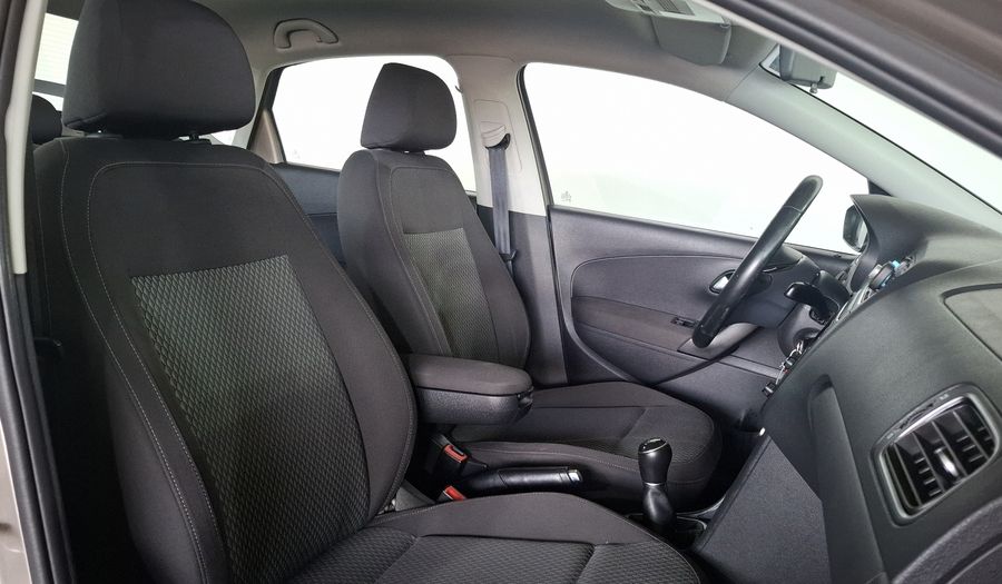Volkswagen Vento 1.6 HIGHLINE STD. Sedan 2018