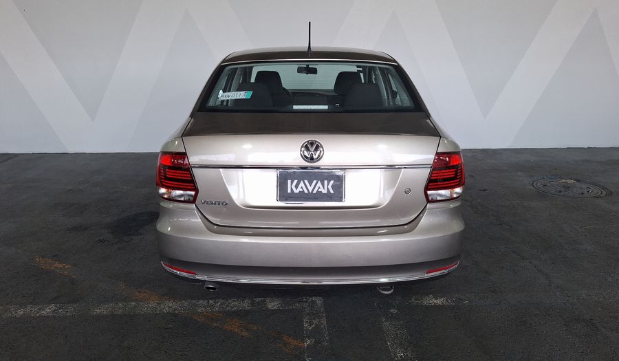 Volkswagen Vento 1.6 HIGHLINE STD. Sedan 2018