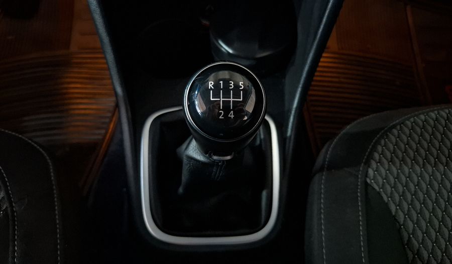 Volkswagen Vento 1.6 HIGHLINE STD. Sedan 2018