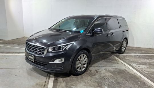 Kia • Sedona