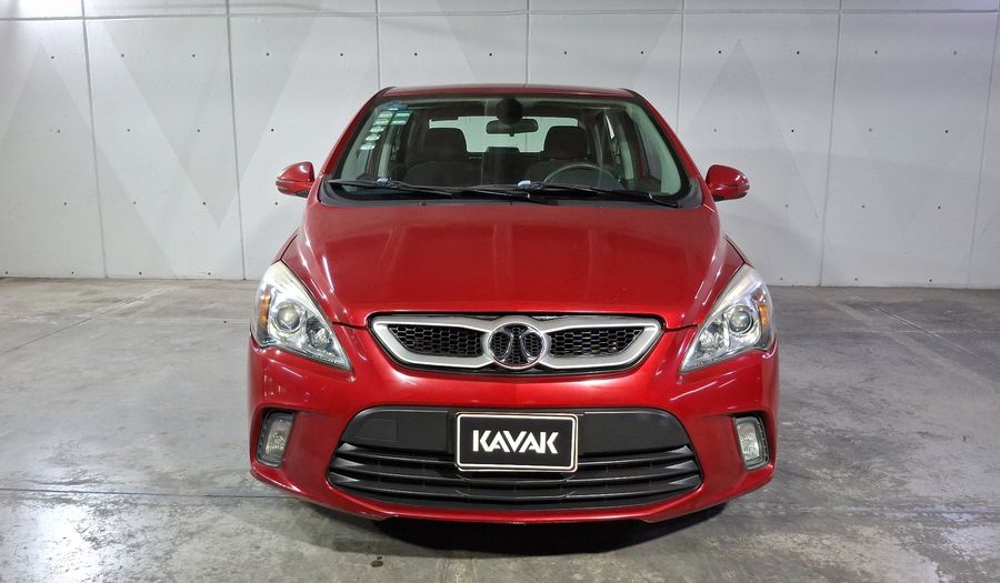 Baic D20 1.5 FASHION AUTO Sedan 2018