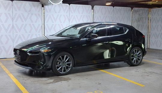 Mazda • Mazda 3