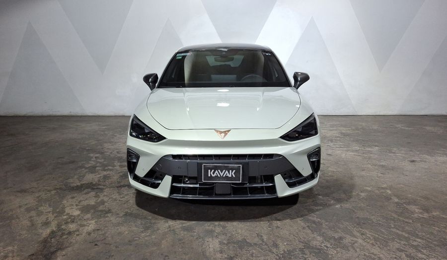 Cupra Leon 2.0 VZ DCT Hatchback 2025