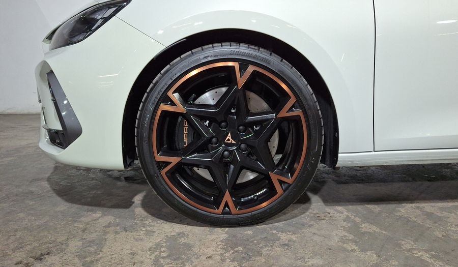 Cupra Leon 2.0 VZ DCT Hatchback 2025