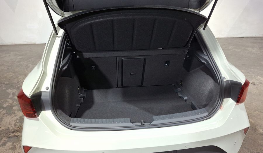 Cupra Leon 2.0 VZ DCT Hatchback 2025