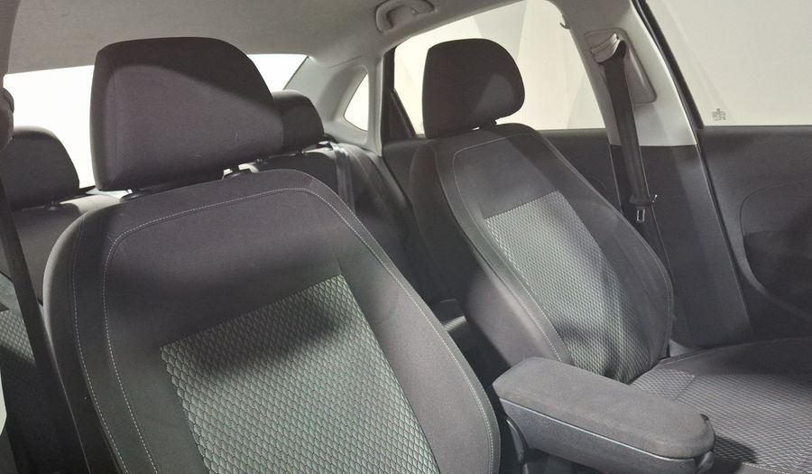 Volkswagen Vento 1.6 HIGHLINE STD. Sedan 2017