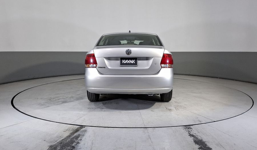 Volkswagen Vento 1.6 ACTIVE MT Sedan 2015