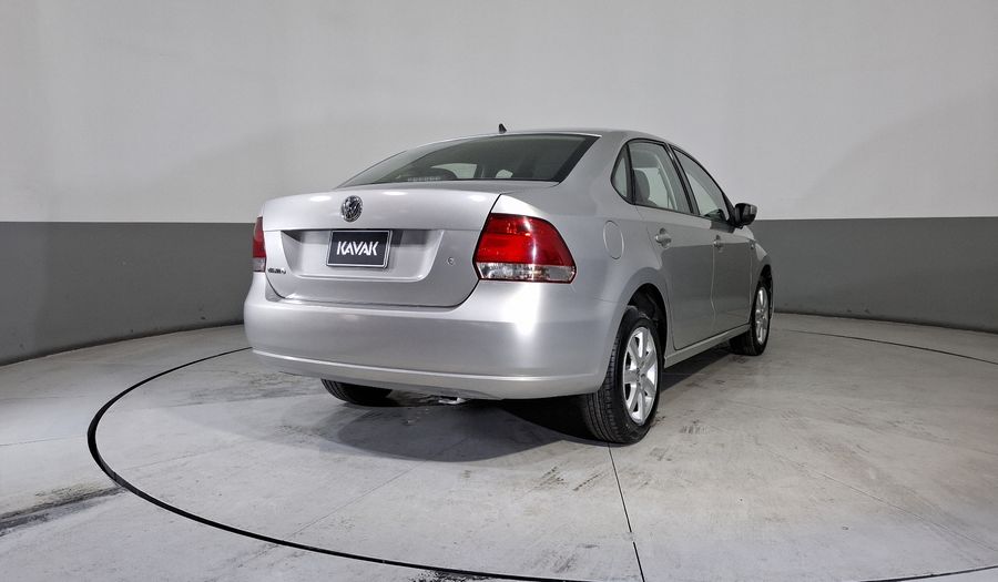 Volkswagen Vento 1.6 ACTIVE MT Sedan 2015
