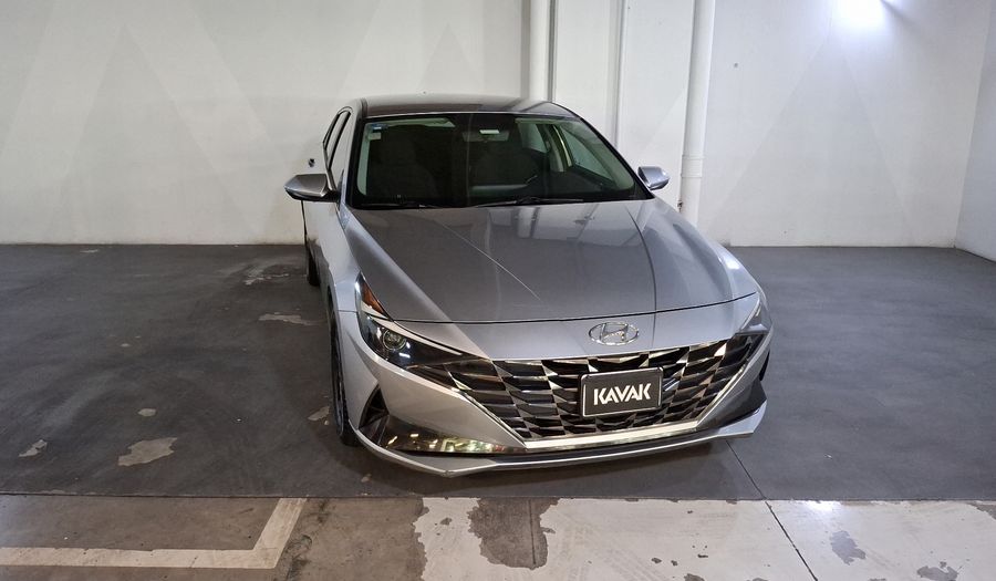 Hyundai Elantra 2.0 GLS PREMIUM IVT Sedan 2022