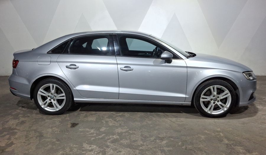 Audi A3 2.0 DYNAMIC DCT Sedan 2018