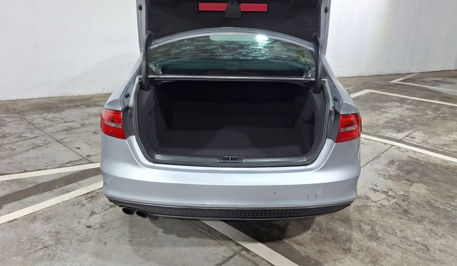 Audi A4 1.8 TFSI SPORT LMT EDITION MULTITRONIC Sedan 2016