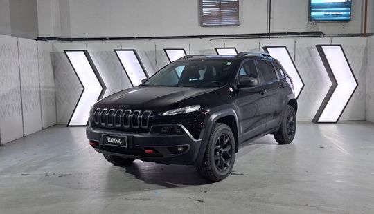 Jeep • Cherokee