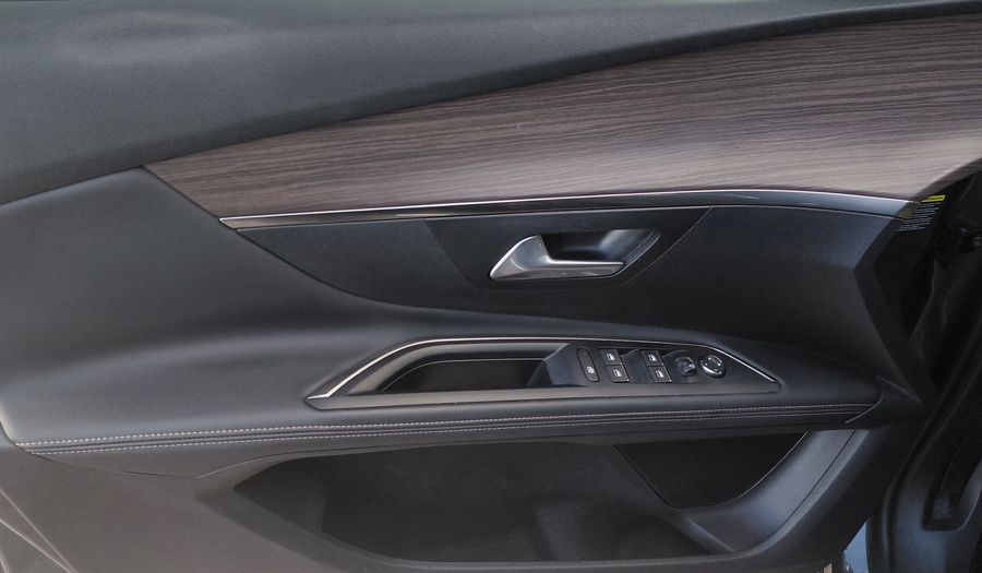 Peugeot 5008 1.6 GT PACK TIPTRONIC Minivan 2023