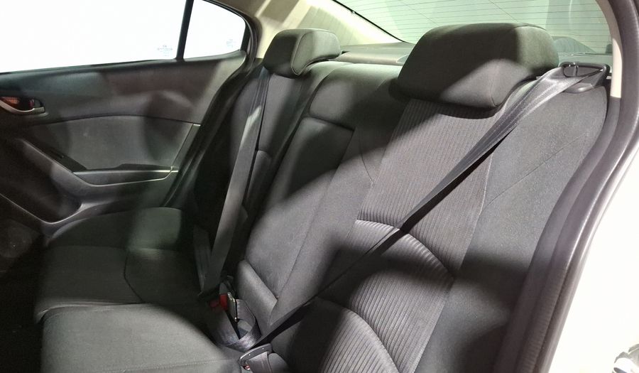 Mazda 3 2.5 SEDÁN S TA Sedan 2016