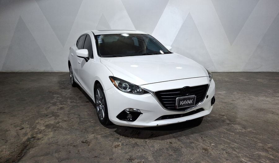 Mazda 3 2.5 SEDÁN S TA Sedan 2016