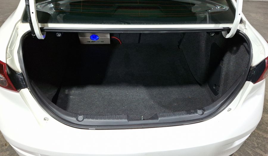 Mazda 3 2.5 SEDÁN S TA Sedan 2016